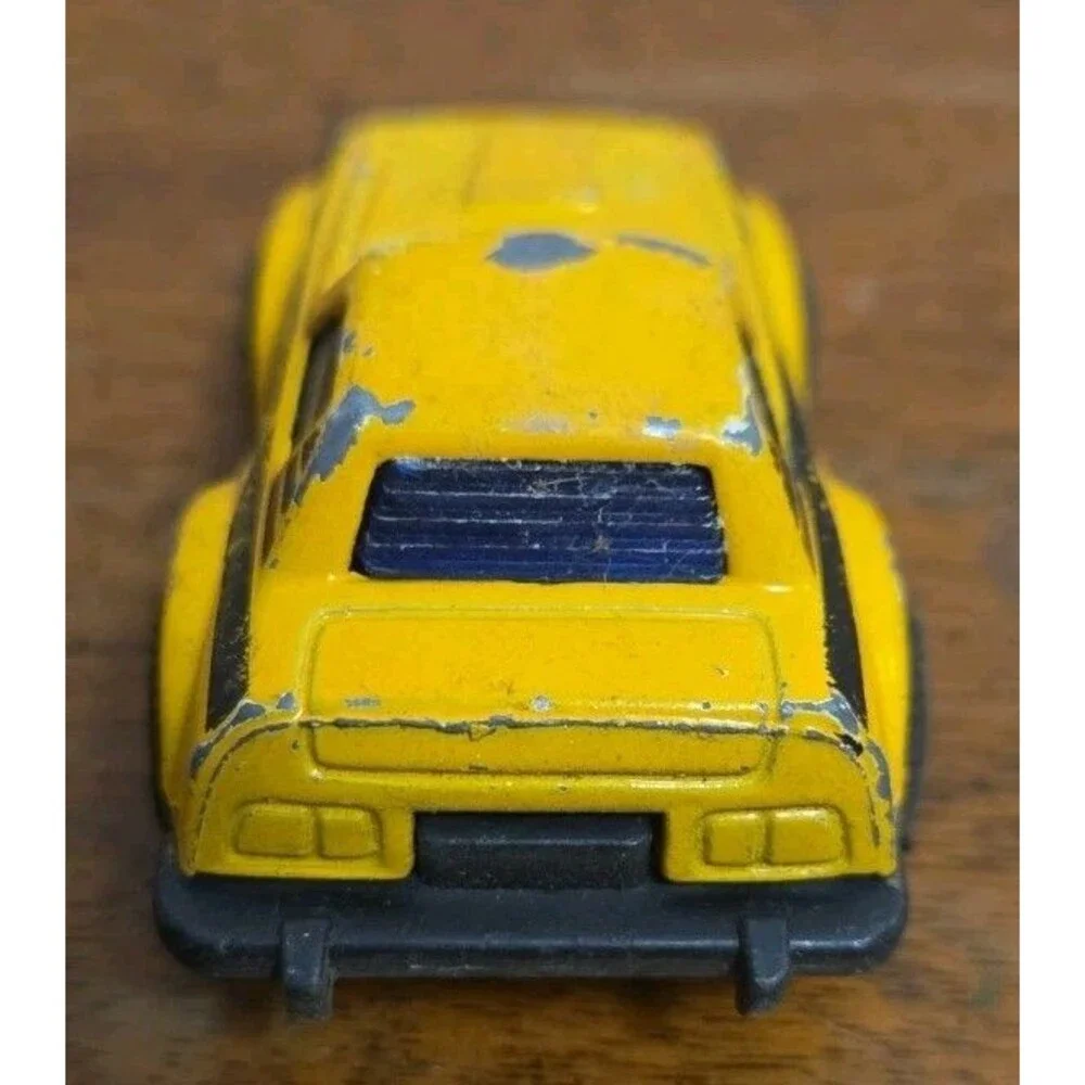 Zee Toys GRIPPERS Speed Demon Triumph Pull Back Diecast Car 1981 Vintage